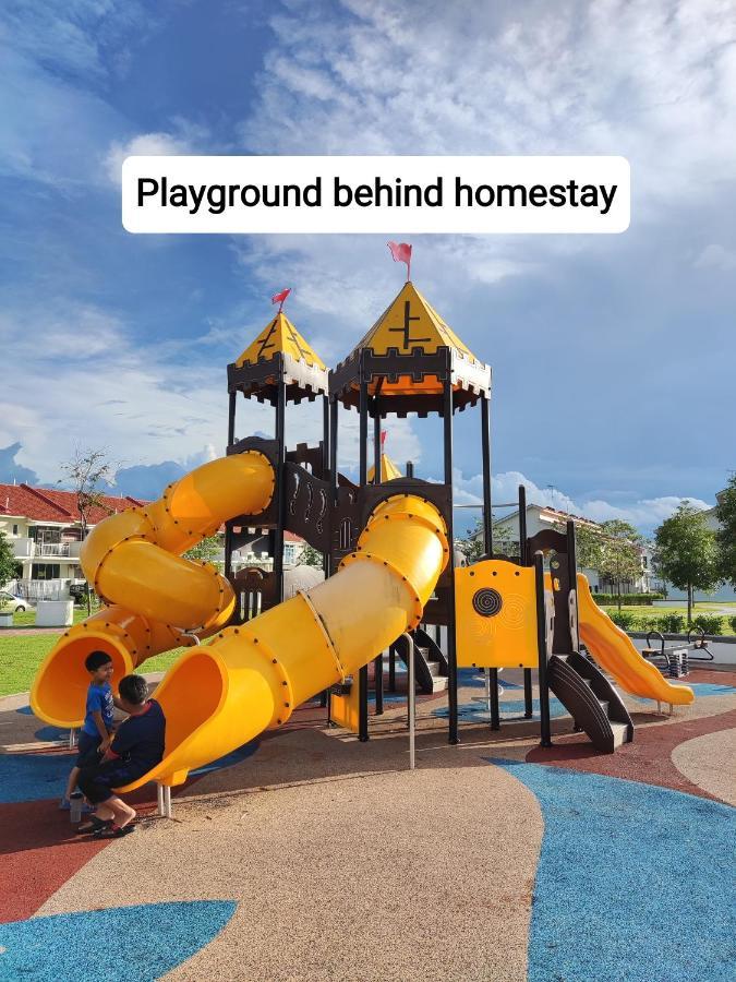 Spacious Family House At Desaru Harmonia 2 ภายนอก รูปภาพ
