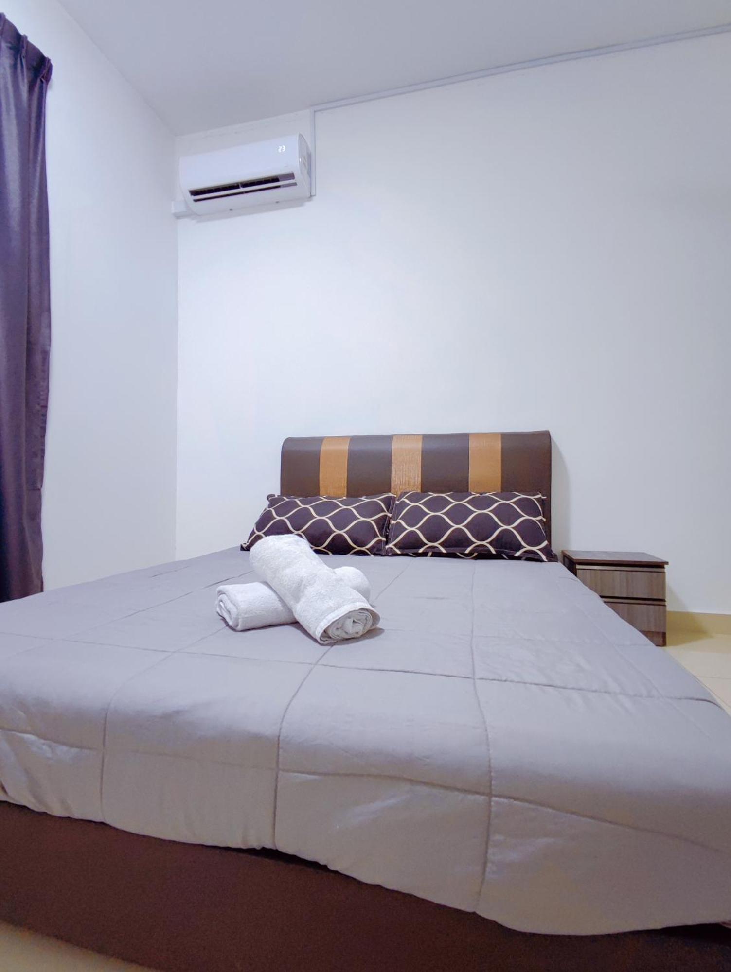 Spacious Family House At Desaru Harmonia 2 ภายนอก รูปภาพ